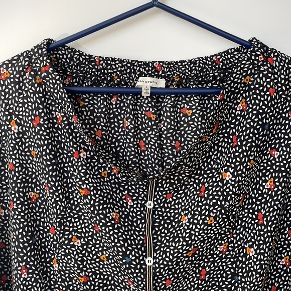 Modern button front A-line skirt - Picture 2 of 4